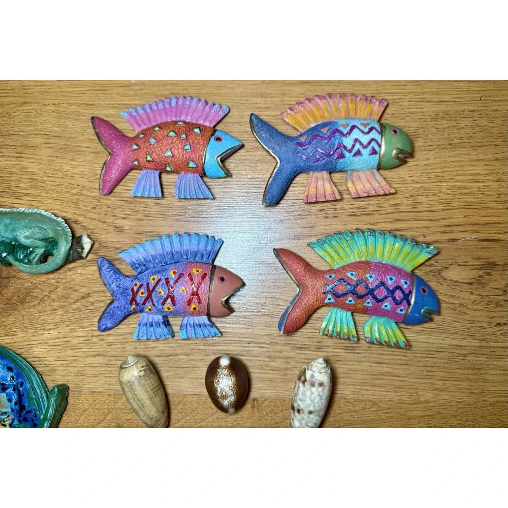 Vtg Animal Magnet Lot Iguana Frog Fish Bear Puffin Shells Tropical Decor Cottage